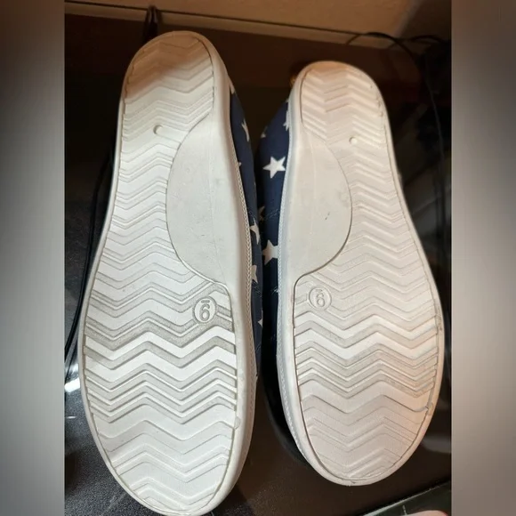 Women’s Flag - Patriotic Shoes- Size 9 - Picture 4 of 7